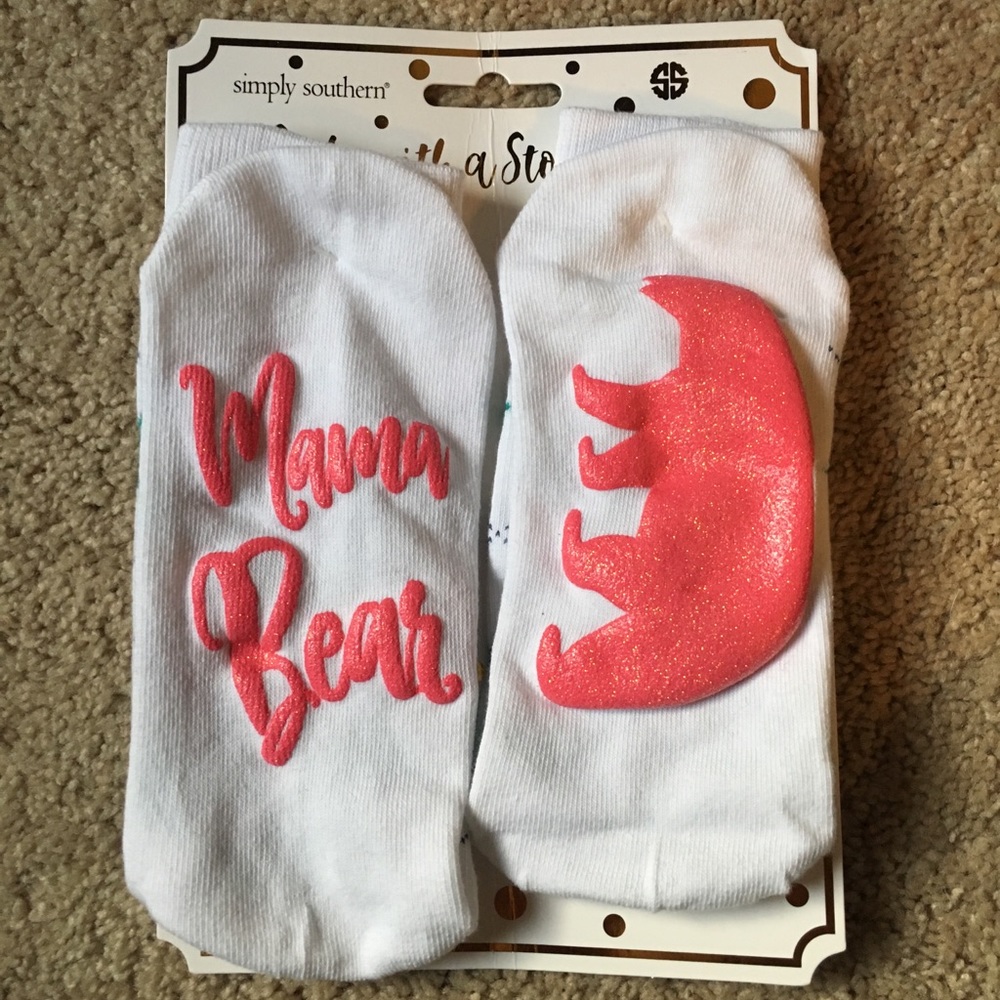 NWT Simply Southern Mama Bear socks